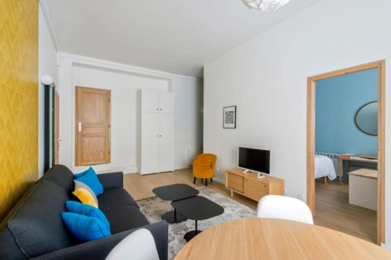 Cozy 2 Bedroom Apartment in Parijs Buitenkant foto