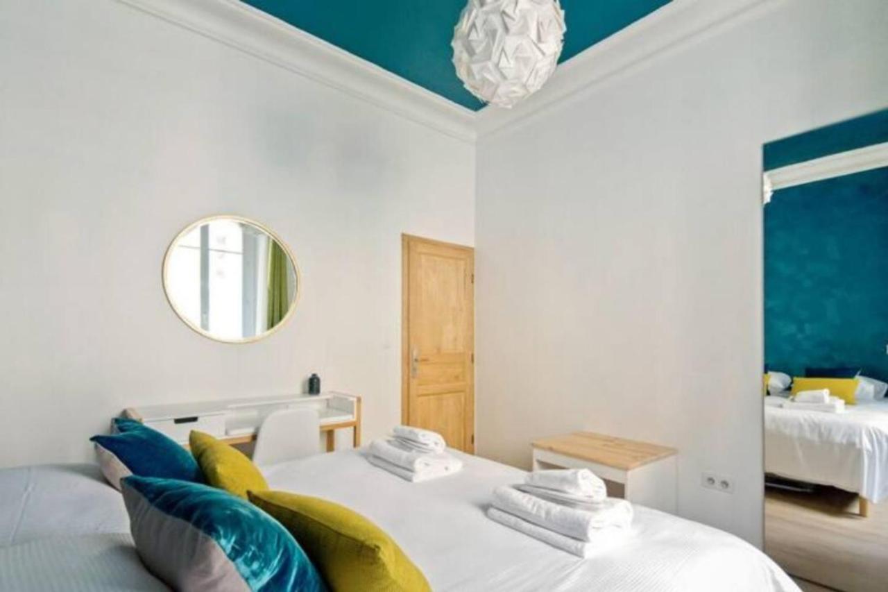 Cozy 2 Bedroom Apartment in Parijs Buitenkant foto